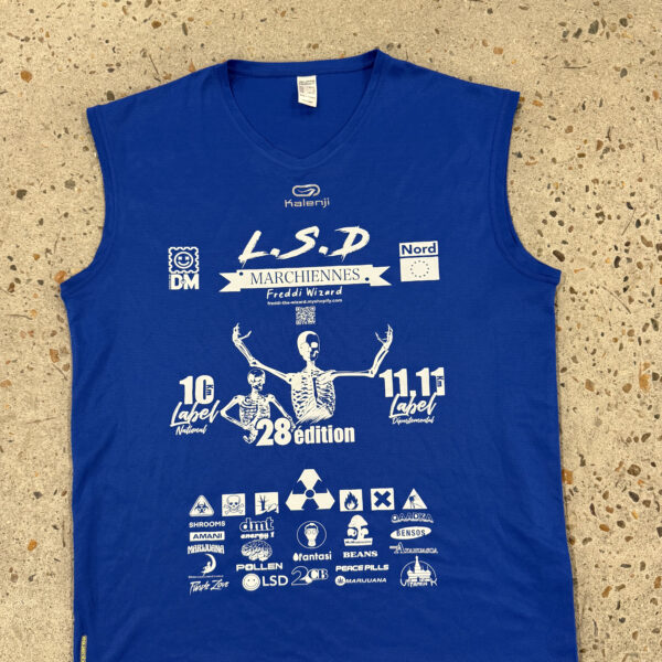 blue running tee
